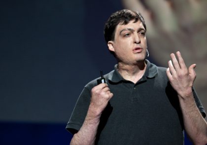 Dan Ariely speaking at TED in 2009